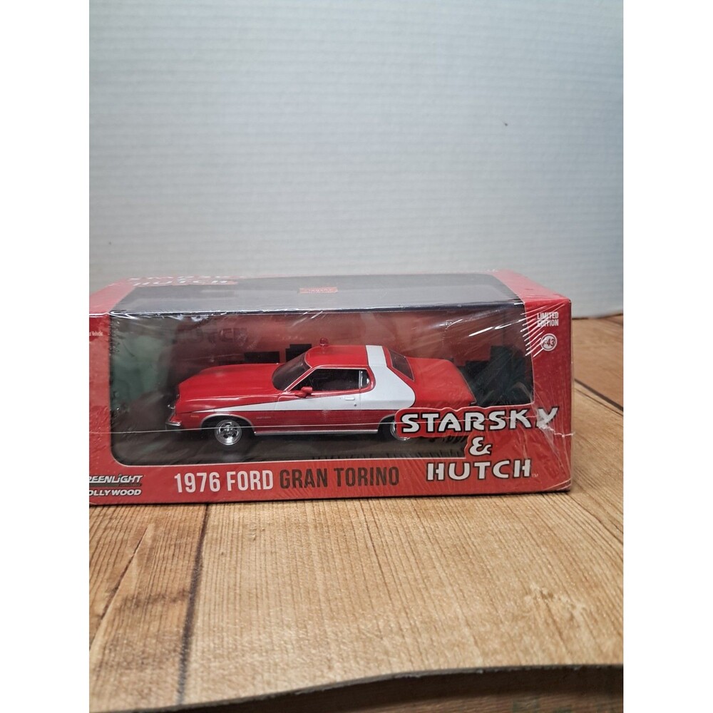 Starsky Hutch 1976 Ford Gran Torino 1:43 Greenlight Diecast Car Model